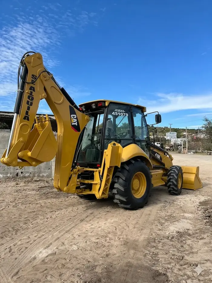 Retroexcavadora CAT 416E alquiler Río Ceballos Córdoba